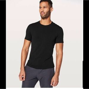 Lululemon 5 year basic tee in black